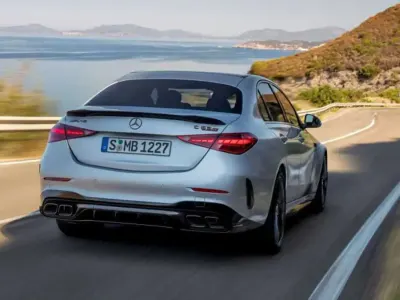 Nuova Mercedes C63S AMG Premium 680 CV (500 kW) 2026 Argento Berlina