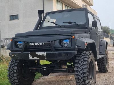 Suzuki Samurai