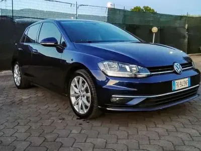 Usata VW Golf VII Highline 150 CV (110 kW) 2017 Berlina