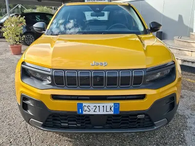 Usata Jeep Avenger Longitude 101 CV (74 kW) 2023 Marrone SUV