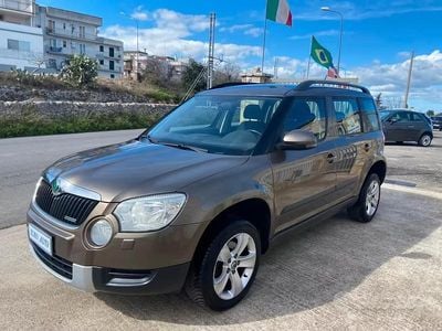 Usata Skoda Yeti GreenLine 105 CV (77 kW) 2013 Marrone SUV