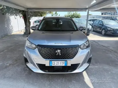 Usata Peugeot 2008 GT 110 CV (80 kW) 2021 Grigio SUV