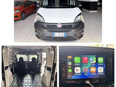 Usata Fiat Doblò Lounge 105 CV (77 kW) 2022 Bianco gelato Monovolume