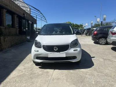 Usata Smart ForFour Passion 60 CV (44 kW) 2016 Bianco Utilitaria