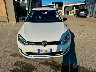 Usata VW Golf VII 105 CV (77 kW) 2012 Berlina