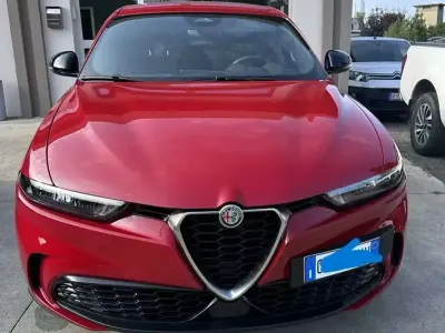 Usata Alfa Romeo Tonale Sprint 131 CV (96 kW) 2023 Rosso SUV