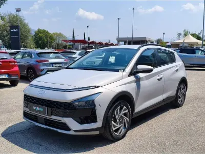Usata Hyundai Bayon 78 CV (57 kW) 2025 Argento SUV