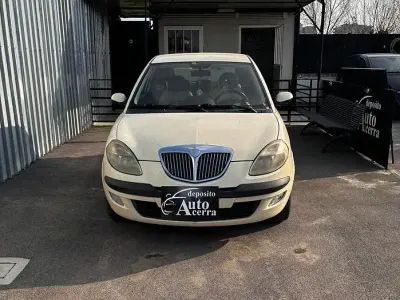 Usata Lancia Ypsilon