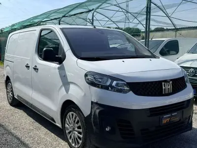 Usata Fiat Scudo Lounge 120 CV (88 kW) 2022 Bianco Furgone