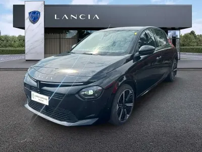 Usata Lancia Ypsilon 101 CV (74 kW) 2025 Nero Utilitaria