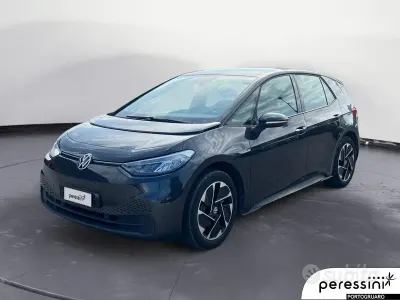 Usata VW ID.3 Pro Performance 150 kW (204 CV) 2023 Grigio tetto nero Utilitaria
