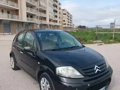 Occasion Citroën C3 Exclusive 68 PK (50 kW) 2008 Zwart Sedan