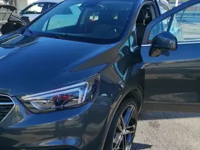 Usata Opel Mokka X Edition 140 CV (102 kW) 2019 Grigio SUV