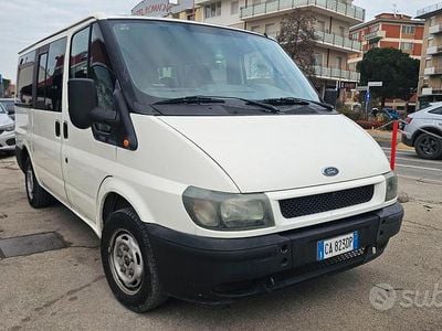 Usata Ford Transit 74 CV (54 kW) 2002 Bianco Monovolume
