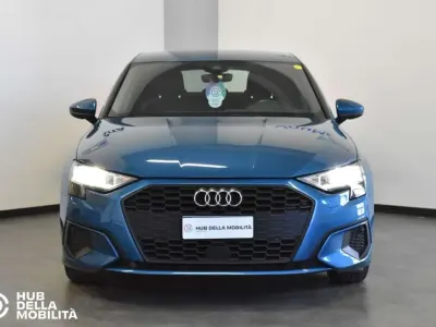 Usata Audi A3 Business 116 CV (85 kW) 2022 Blu Berlina
