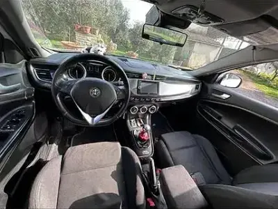 Usata Alfa Romeo Giulietta 109 CV (80 kW) 2013 Bianco Utilitaria