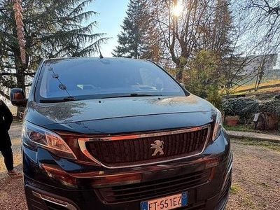 Begagnad Peugeot Traveller
