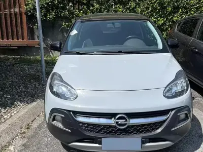 Usata Opel Adam 69 CV (50 kW) 2016 Grigio Utilitaria