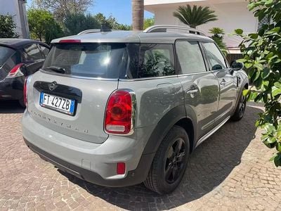 Usata Mini One Countryman Business 115 CV (84 kW) 2019 Grigio SUV