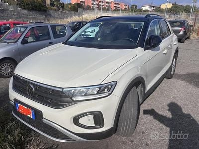 Usata VW T-Roc Life 110 CV (80 kW) 2023 SUV