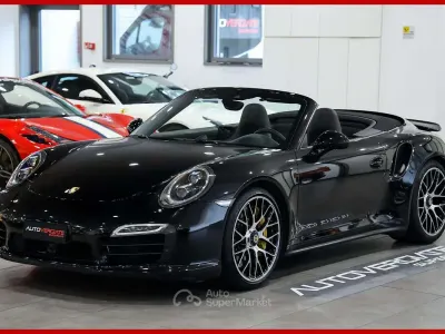 Usata Porsche 911 Turbo S Cabriolet