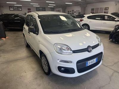 Usata Fiat Panda Lounge 69 CV (50 kW) 2020 Bianco Utilitaria