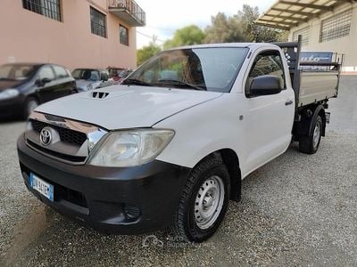 Usata Toyota HiLux 120 CV (88 kW) 2009 Bianco Pick-up