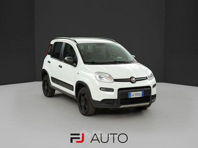 Usata Fiat Panda 4x4 S 86 CV (63 kW) 2020 Bianco Utilitaria