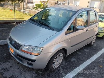 Usata Fiat Idea 95 CV (69 kW) 2004 Monovolume