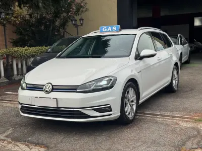 Usata VW Golf VII Business 110 CV (80 kW) 2018 Bianco Station wagon