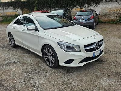 Usata Mercedes CLA200 Premium 2015 Bianco Coupé