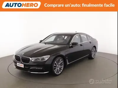 Usata BMW 740 258 CV (189 kW) 2017 Nero Berlina