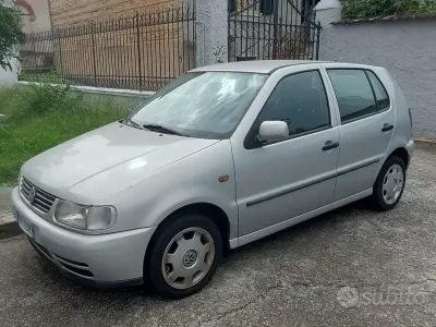 Usata VW Polo 60 CV (44 kW) 1999 Grigio Berlina