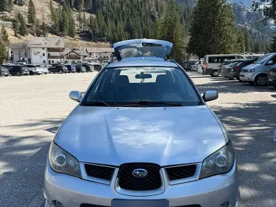 Usado Subaru Impreza 160 CV (117 kW) 2006 Gris Familiar