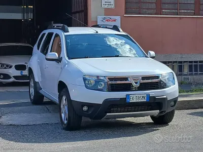 Usata Dacia Duster Lauréate 110 CV (80 kW) 2012 Bianco SUV