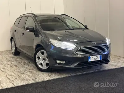 Usata Ford Focus 120 CV (88 kW) 2015 Grigio Station wagon