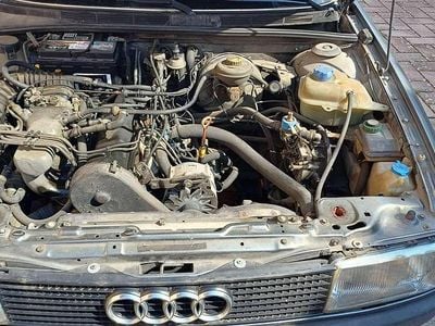 Usata Audi 80 110 CV (80 kW) 1991 Argento Berlina
