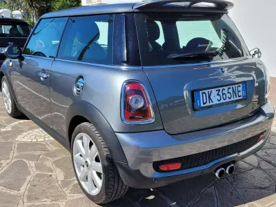 Usata Mini Cooper S Chili 175 CV (128 kW) 2007 Grigio Utilitaria