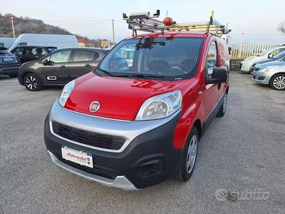 Usata Fiat Fiorino 95 CV (69 kW) 2017 Rosso Monovolume