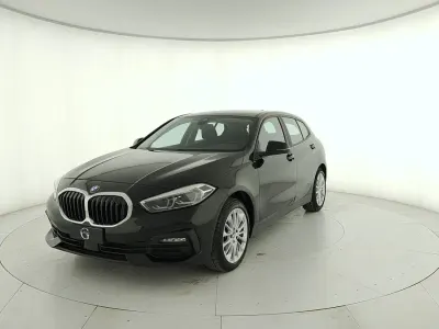 Usata BMW 116 Advantage 116 CV (85 kW) 2022 Nero Utilitaria