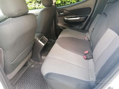 Usata Mitsubishi L200 150 CV (110 kW) 2020 Bianco Pick-up