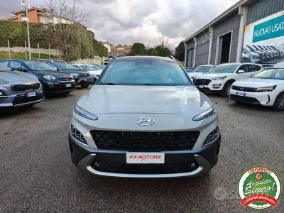 Usata Hyundai Kona 105 CV (77 kW) 2022 Grigio SUV