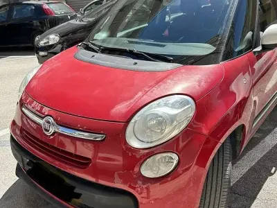 Usata Fiat 500L Living 105 CV (77 kW) 2015 Rosso Monovolume
