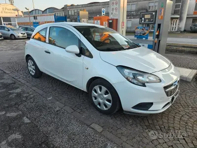 Usata Opel Corsa 75 CV (55 kW) 2016 Bianco Utilitaria