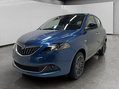 Usata Lancia Ypsilon Gold 70 CV (51 kW) 2022 Blu/azzurro Utilitaria