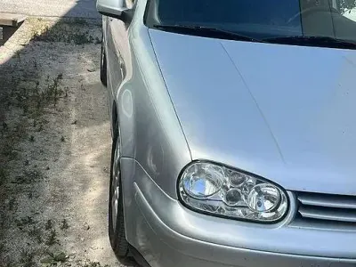 Usata VW Golf IV 116 CV (85 kW) 2000 Grigio Utilitaria