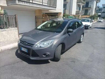 Usata Ford Focus 120 CV (88 kW) 2014 Station wagon