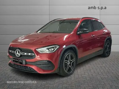 Usata Mercedes GLA200 Premium 150 CV (110 kW) 2022 Rosso SUV