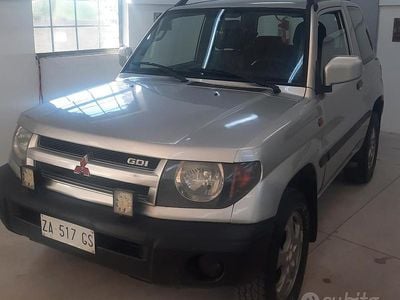 Usata Mitsubishi Pajero 120 CV (88 kW) 2000 Grigio SUV