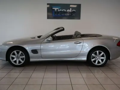 Usata Mercedes SL350 245 CV (180 kW) 2003 Grigio Cabrio